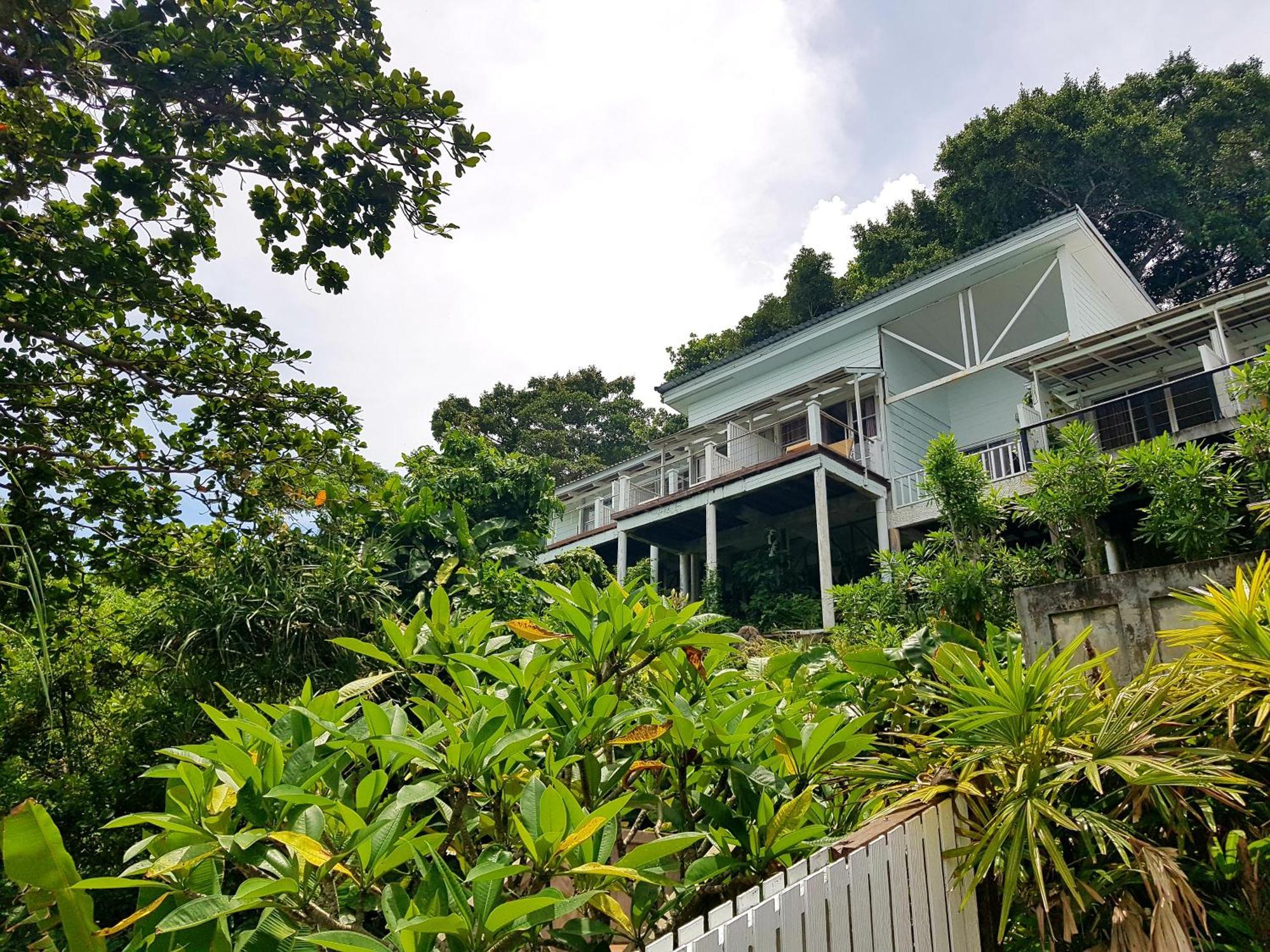 Koh Chang Cliff Beach Resort Exterior photo