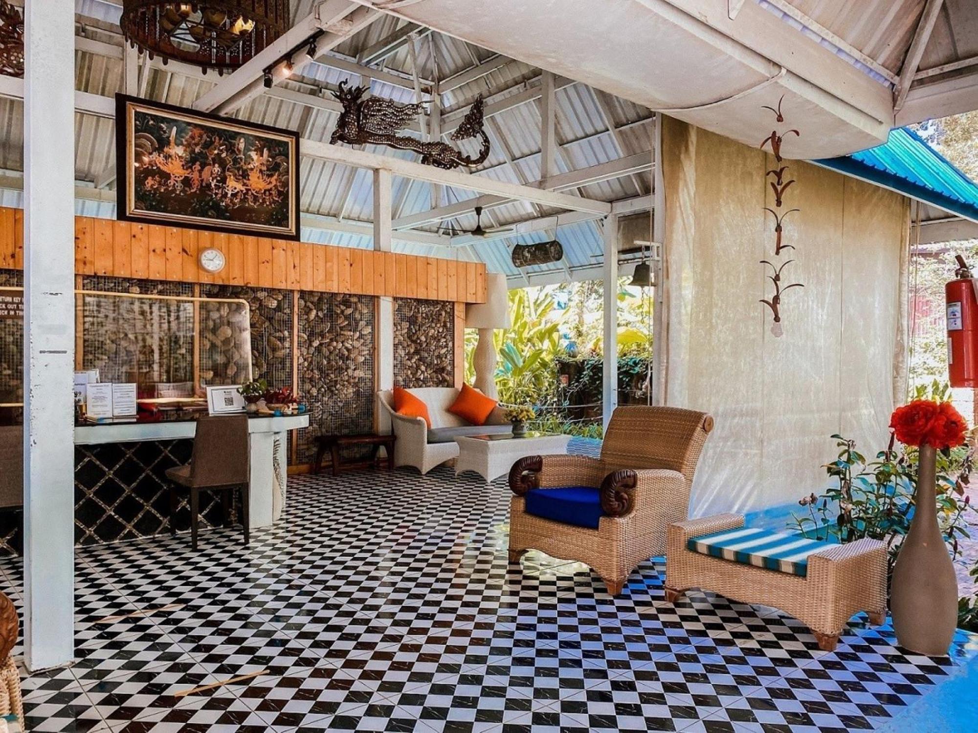 Koh Chang Cliff Beach Resort Exterior photo