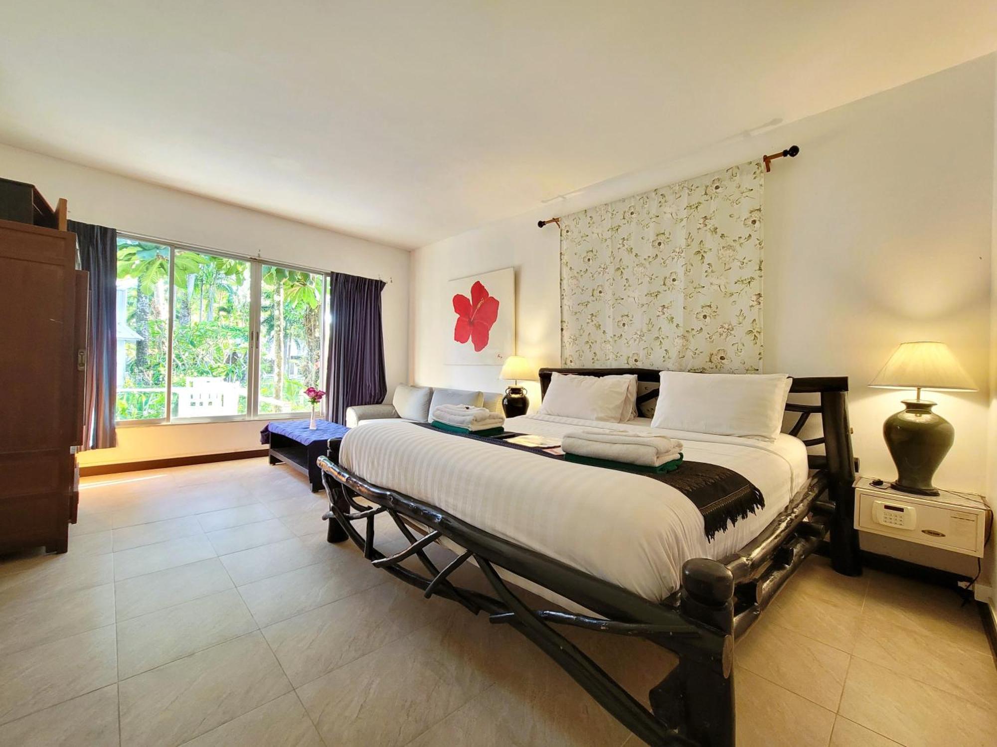 Koh Chang Cliff Beach Resort Exterior photo